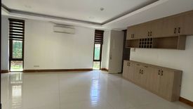 5 Bedroom House for rent in New Alabang Village, Metro Manila