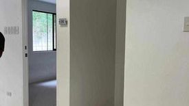 Shophouse for rent in Industrial Valley, Metro Manila near LRT-2 Santolan