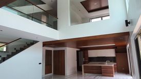 6 Bedroom House for rent in Mckinley West Village, Pinagsama, Metro Manila