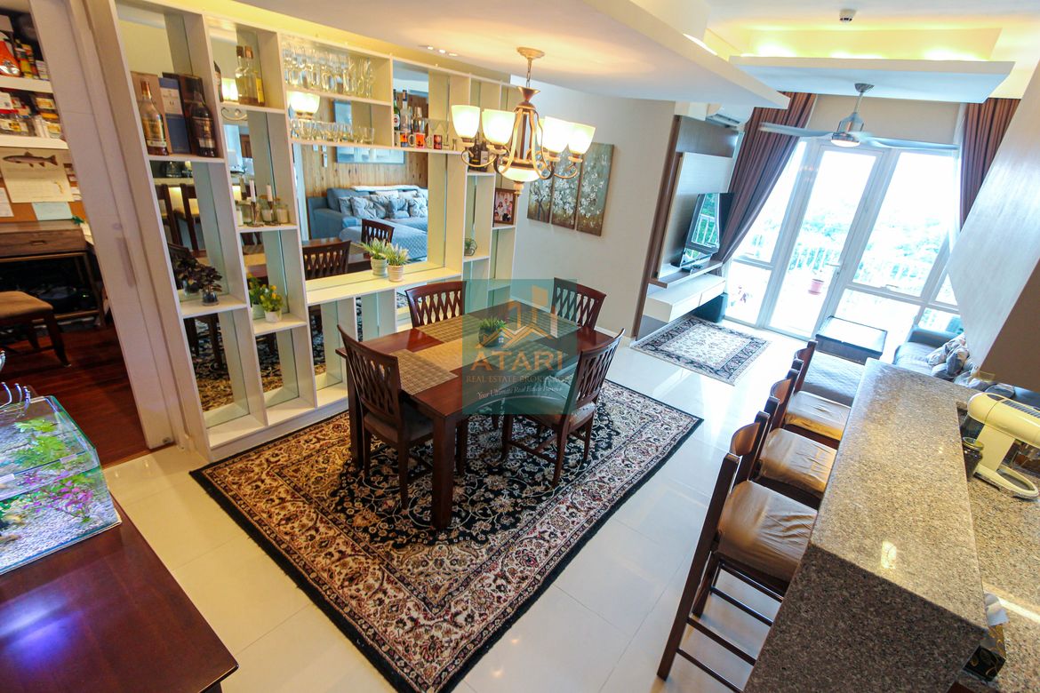 For Sale or Rent: Grand Corner 3-Bedroom Condo with City & Mountain Views