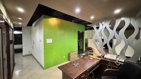 Office for rent in Barangka Ilaya, Metro Manila near MRT-3 Boni