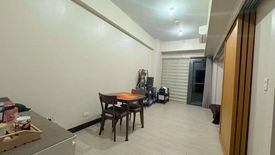 Condo for sale in San Lorenzo, Metro Manila