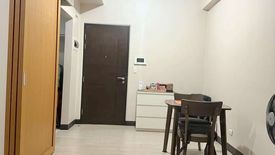 Condo for sale in San Lorenzo, Metro Manila