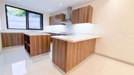 4 Bedroom Townhouse for sale in Little Baguio, Metro Manila