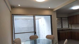 3 Bedroom Townhouse for rent in Guadalupe Viejo, Metro Manila near MRT-3 Guadalupe