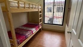 2 Bedroom Townhouse for rent in Pulang Lupa Dos, Metro Manila
