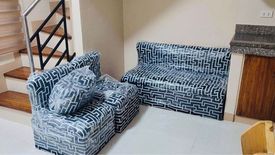 2 Bedroom Townhouse for rent in Pulang Lupa Dos, Metro Manila