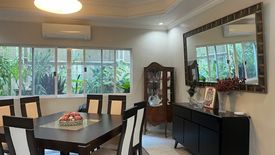 4 Bedroom House for sale in Talon Dos, Metro Manila