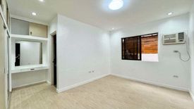 4 Bedroom Townhouse for sale in Central, Metro Manila