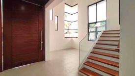 6 Bedroom House for sale in Marcelo Green Village, Metro Manila