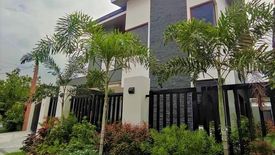 5 Bedroom House for sale in Merville, Metro Manila