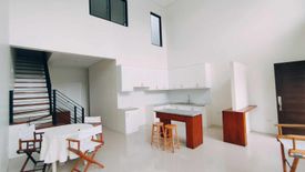 4 Bedroom House for sale in Almanza Dos, Metro Manila