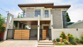6 Bedroom House for sale in Don Bosco, Metro Manila