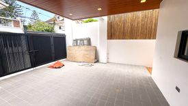 7 Bedroom House for sale in Pinagbuhatan, Metro Manila