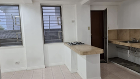 5 Bedroom House for sale in Blue Ridge A, Metro Manila