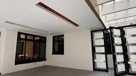 5 Bedroom Townhouse for sale in Mariana, Metro Manila near LRT-2 Gilmore