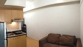1 Bedroom Condo for sale in Garden Towers, San Lorenzo, Metro Manila near MRT-3 Ayala