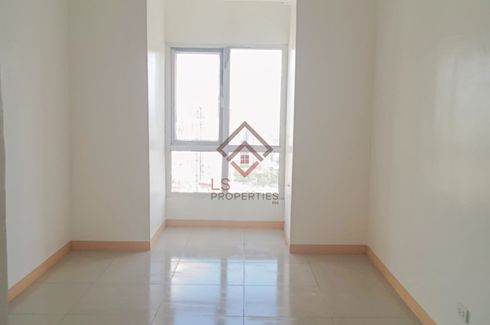 Condo for rent in Victoria de Morato, Ramon Magsaysay, Metro Manila near LRT-1 Roosevelt