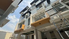 4 Bedroom Townhouse for sale in Corazon de Jesus, Metro Manila near LRT-2 J. Ruiz