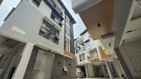 4 Bedroom Townhouse for sale in Corazon de Jesus, Metro Manila near LRT-2 J. Ruiz