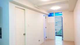 1 Bedroom Condo for sale in Melbourne Residences, Urdaneta, Metro Manila near MRT-3 Ayala