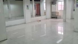 20 Bedroom Townhouse for rent in Pinagkaisahan, Metro Manila near MRT-3 Buendia