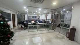 Warehouse / Factory for sale in Santa Cruz, Metro Manila near LRT-1 Doroteo Jose