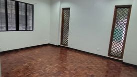 5 Bedroom House for rent in Alabang, Metro Manila