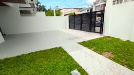 4 Bedroom House for sale in Don Bosco, Metro Manila