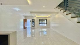 4 Bedroom Townhouse for sale in Talon Singko, Metro Manila