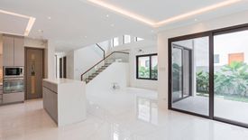 5 Bedroom House for sale in BF Homes, Metro Manila