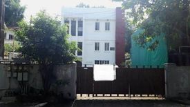 5 Bedroom Apartment for rent in Horseshoe, Metro Manila near LRT-2 Betty Go-Belmonte