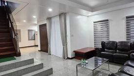 4 Bedroom House for rent in San Lorenzo, Metro Manila near MRT-3 Ayala