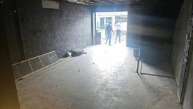 Shophouse for rent in South Triangle, Metro Manila near MRT-3 Quezon Avenue