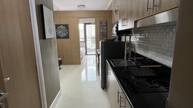 1 Bedroom Condo for rent in Red Residences, Pio Del Pilar, Metro Manila