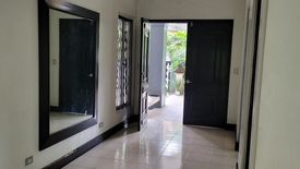 4 Bedroom House for rent in LOYOLA GRAND VILLAS, Ramon Magsaysay, Metro Manila near LRT-1 Roosevelt