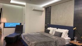 2 Bedroom Condo for rent in Garden Towers, San Lorenzo, Metro Manila near MRT-3 Ayala