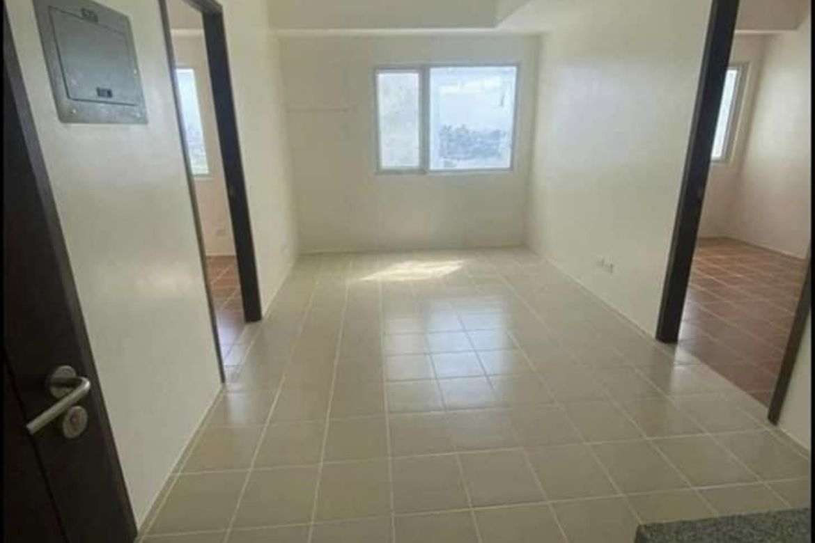 For Sale Premium 2 bedroom Rent To Own CORNER unit Covent Garden Condo near Airport CBD access UST PUP Ubelt LRT2 UE