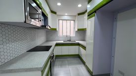 4 Bedroom Townhouse for sale in Central, Metro Manila