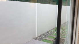 5 Bedroom House for rent in White Plains, Metro Manila