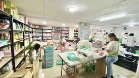 5 Bedroom House for rent in West Triangle, Metro Manila near MRT-3 Quezon Avenue