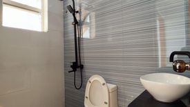 3 Bedroom Townhouse for sale in San Antonio, Metro Manila near LRT-1 Roosevelt