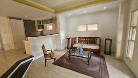 Shophouse for rent in Loyola Heights, Metro Manila