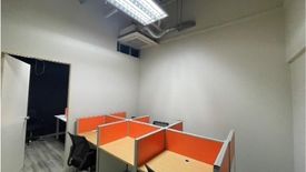 Office for rent in Highway Hills, Metro Manila near MRT-3 Shaw Boulevard