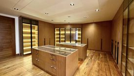 5 Bedroom House for sale in New Alabang Village, Metro Manila