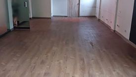 Office for rent in Urdaneta, Metro Manila near MRT-3 Buendia