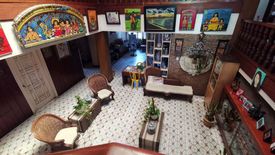 6 Bedroom House for sale in Blue Ridge A, Metro Manila