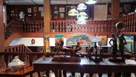 6 Bedroom House for sale in Blue Ridge A, Metro Manila