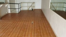 Shophouse for rent in BF Homes, Metro Manila