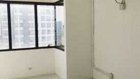 Office for rent in Phil-Am, Metro Manila near MRT-3 North Avenue
